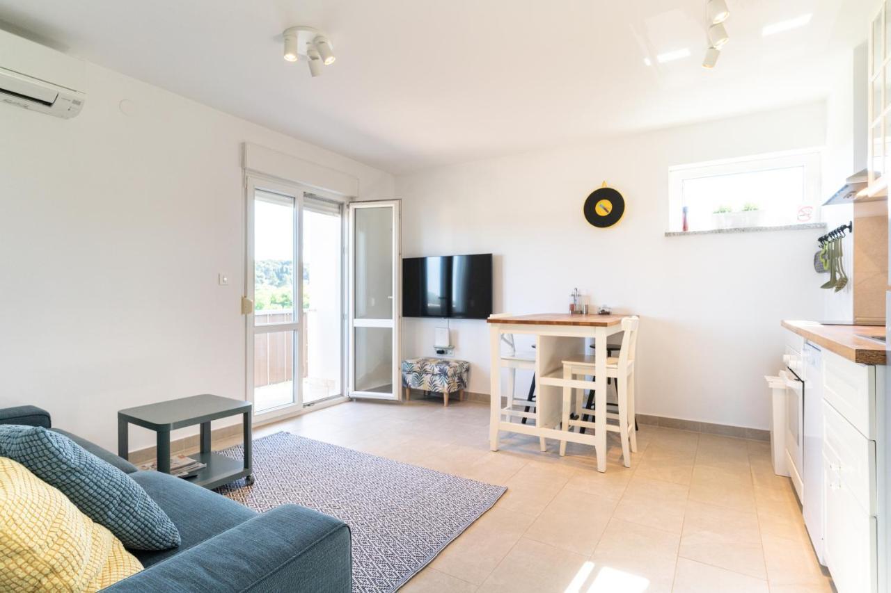 Apartment With A View Rovinj Ngoại thất bức ảnh